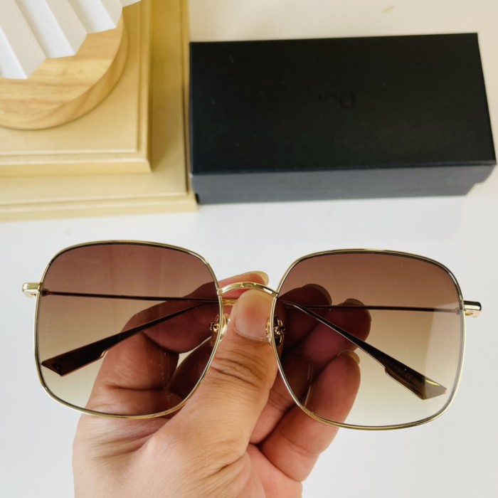 sunglasses Dior Stellelrel CD01085 size：59-18-145