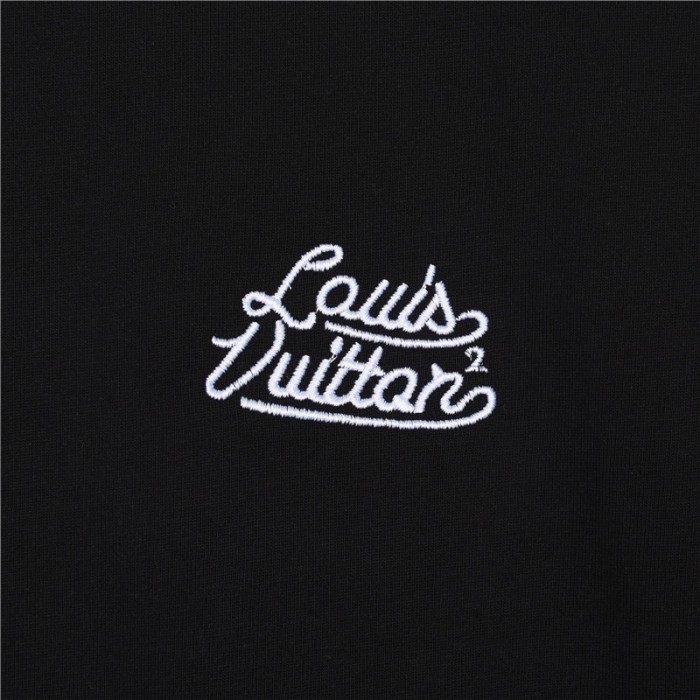 Clothes Louis Vuitton 354