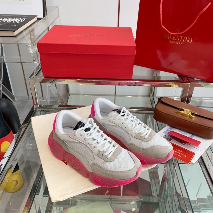 VALENTINO GARAVANI Bubbleback Sneaker 3