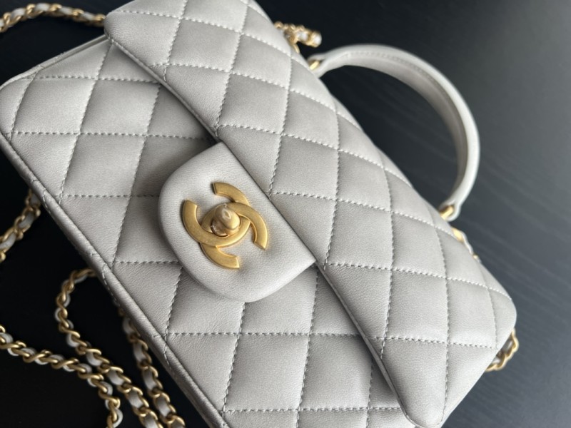 Handbag Chanel AS2431 size 20cmx13cmx9 cm