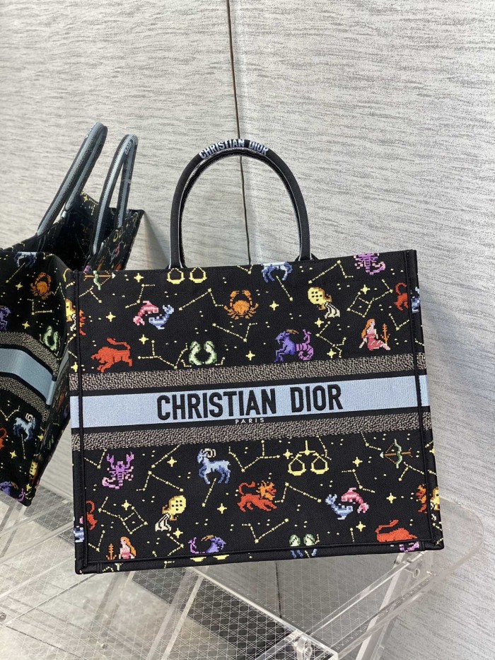 Handbag Dior size 42*18*35 cm