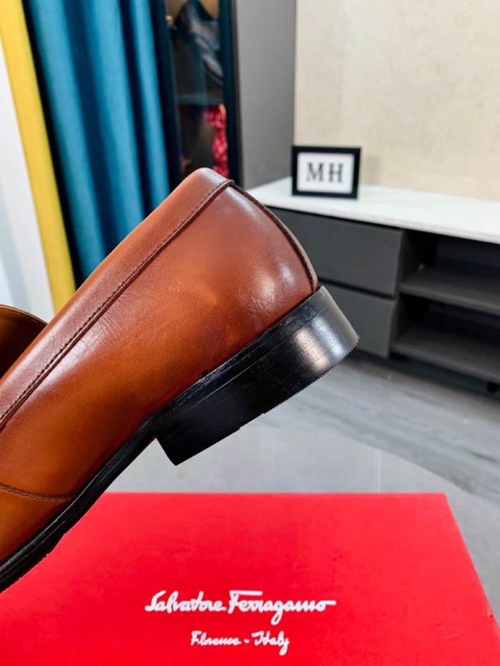 Salvatore Ferragamo Boots 28