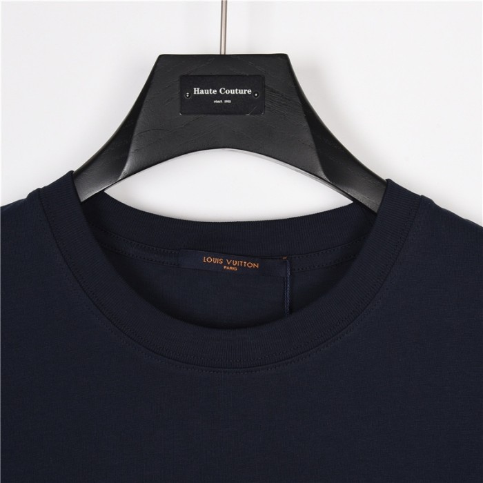 Clothes Louis Vuitton 252