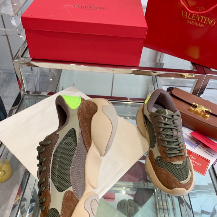 VALENTINO GARAVANI Bubbleback Sneaker 3