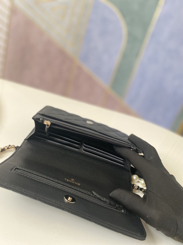 Handbag Chanel 81180 size 19 cm