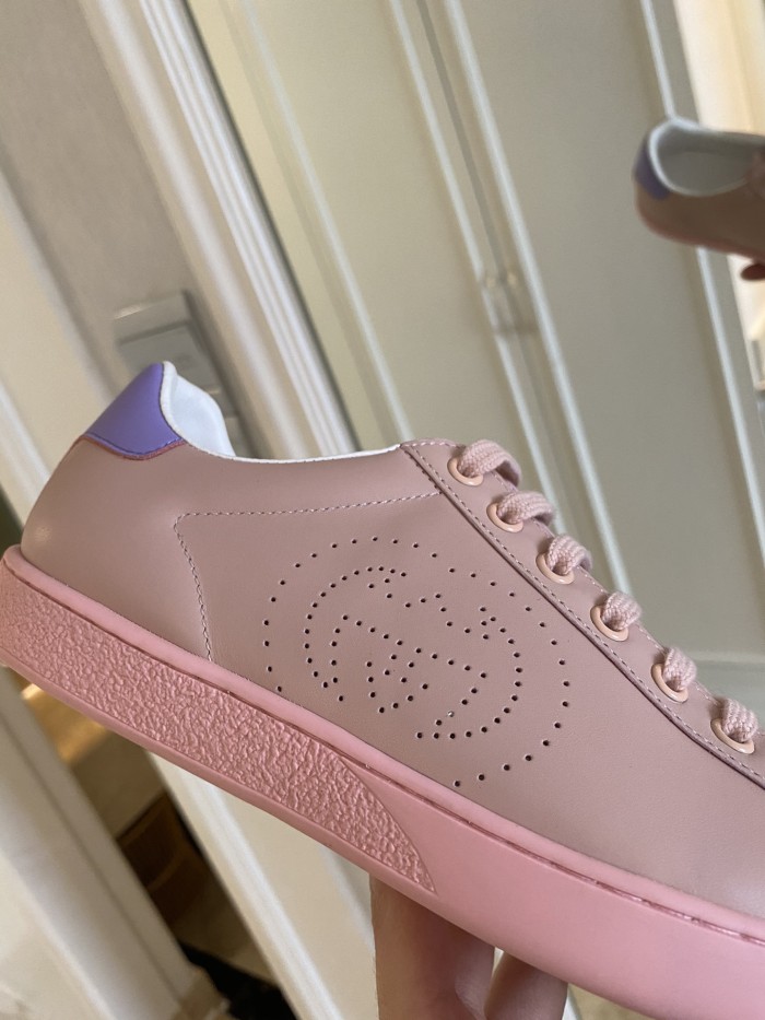 Gucci Women's Ace sneaker with bee sneaker 4