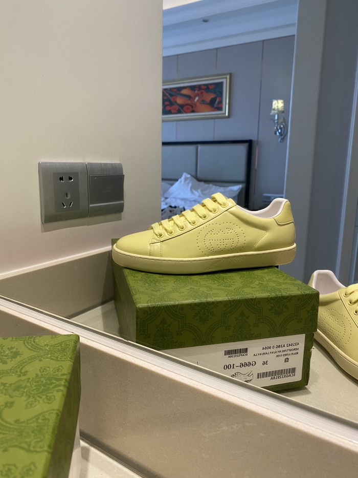 Gucci Women's Ace sneaker with bee sneaker 4