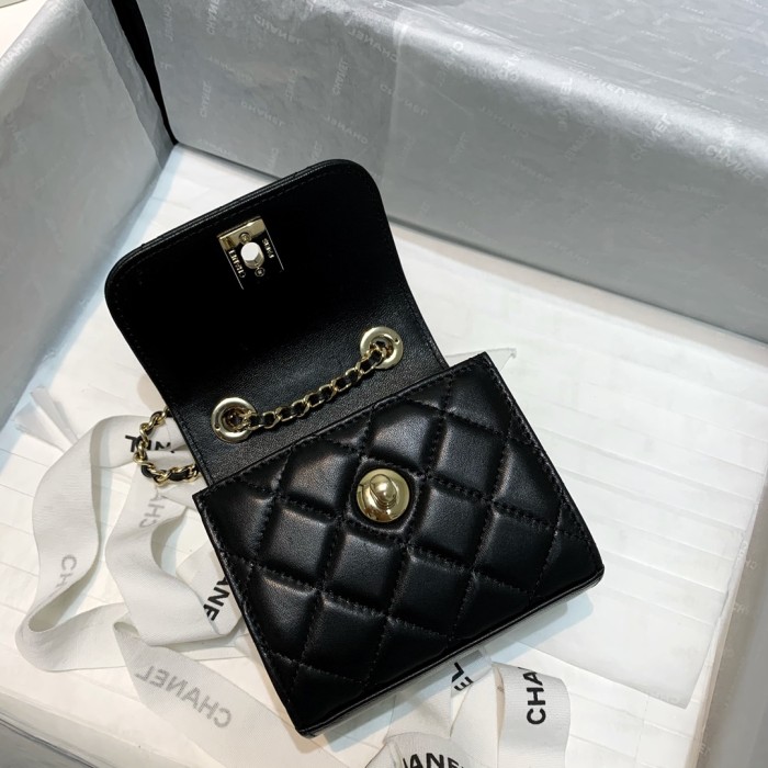 Handbag Chanel 82769 size 11 11 5 cm