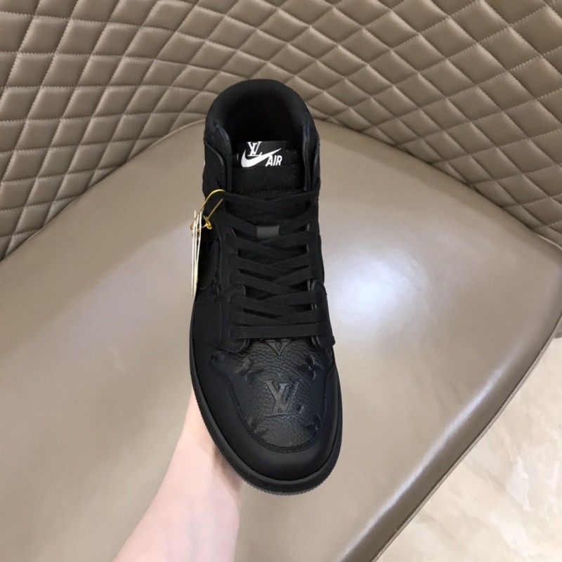 Louis Vuitton & Nike sneaker 15