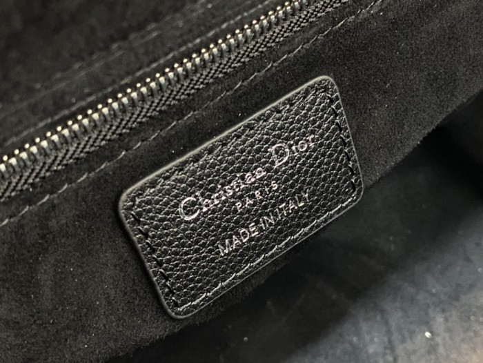 Handbag Dior size 17 cm