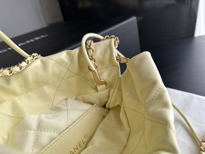 Handbag Chanel AS3980 size 20cmx19cmx6 cm