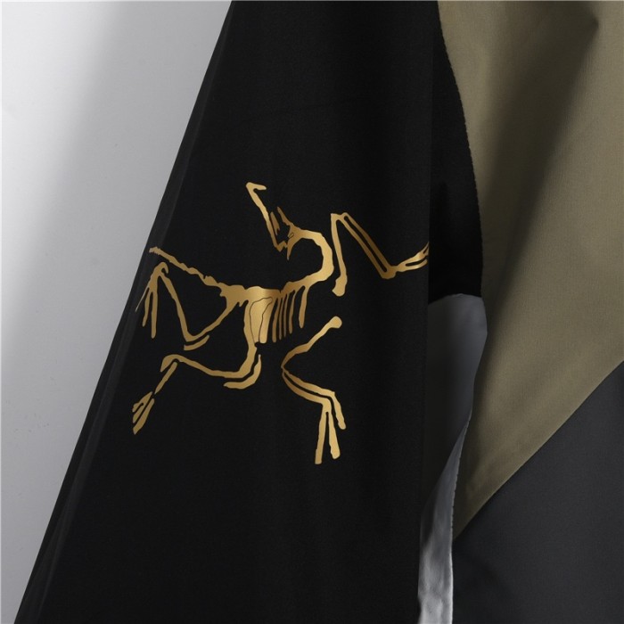 Clothes ARC'TERYX 10