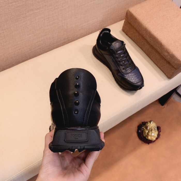 Fendi Low Top Sneakers 14