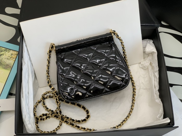 Handbag Chanel 99210 size 12.5*14*6 cm