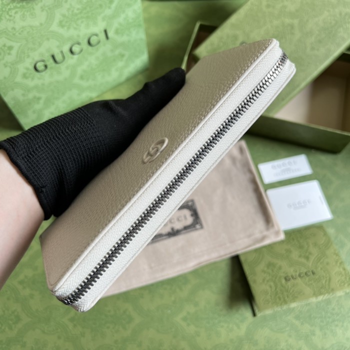 Handbag Gucci 456117 size 19*10.5*2 cm