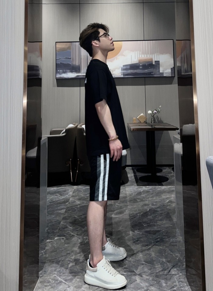 Clothes Balenciaga 77