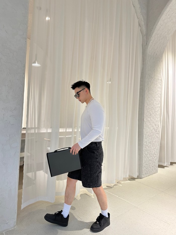 Clothes Louis Vuitton 272