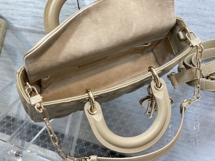 Handbag Dior size 26*6*14 cm