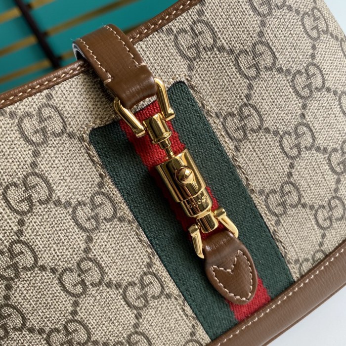 Handbag Gucci 637092 size 19*13*3 size