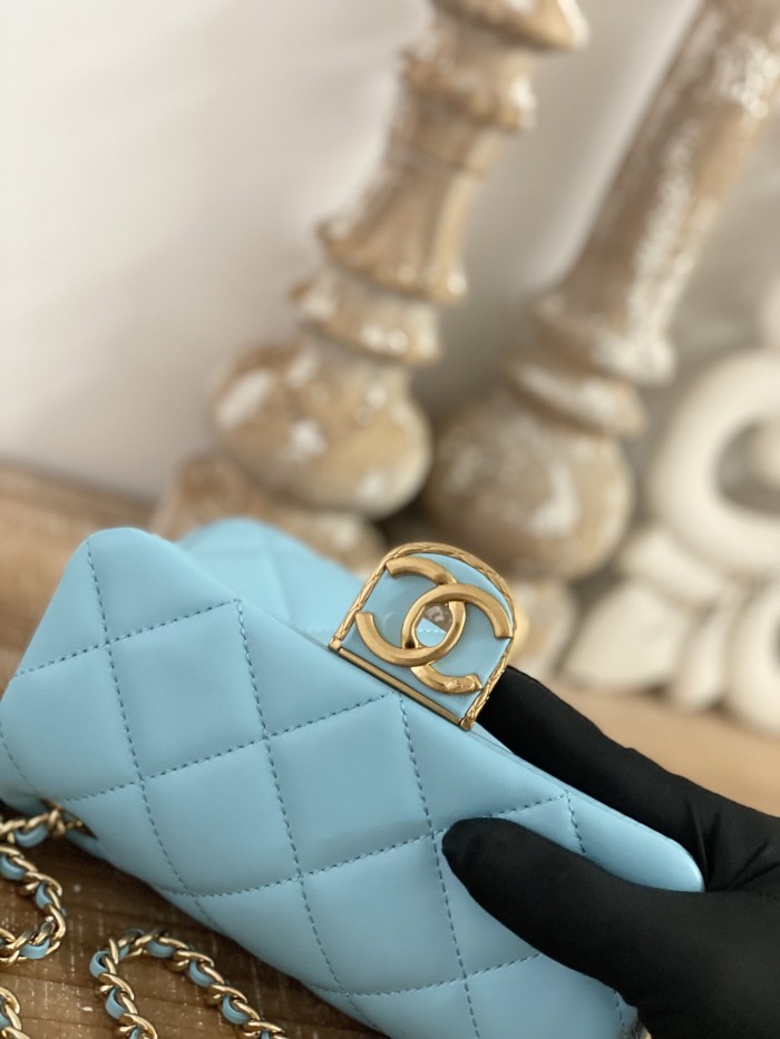 Handbag Chanel 3473 size 13*18*6 cm