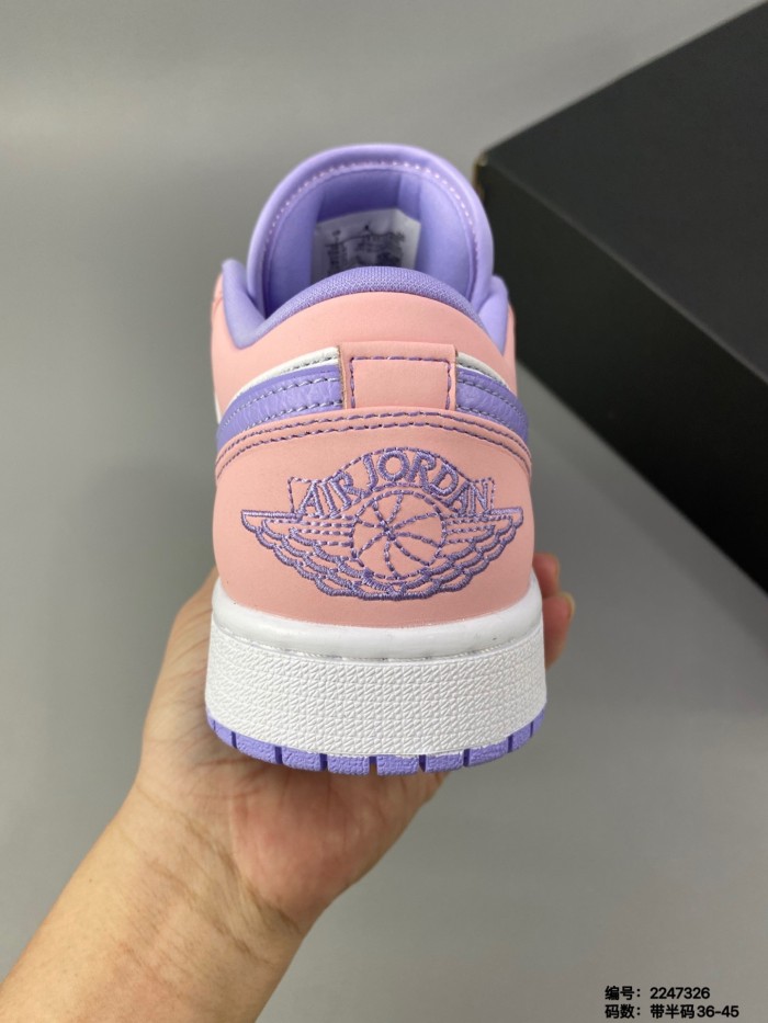 Jordan 1 Low SE Arctic Punch