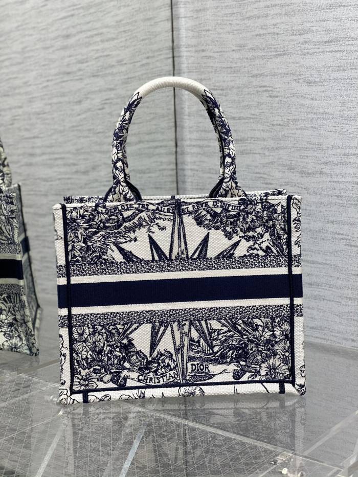 Handbag Dior size 26*8*22 cm