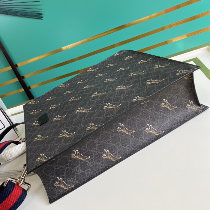 Handbag Gucci 495559 size 35.5*38*4 cm