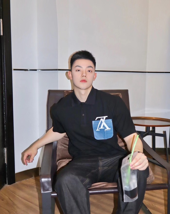 Clothes Louis Vuitton 151