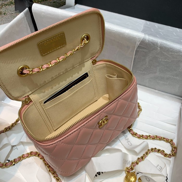 Handbag Chanel 81138 size 16 9.5 8 cm