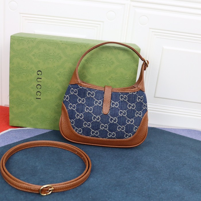 Handbag Gucci 637092 size 19*13*3 cm