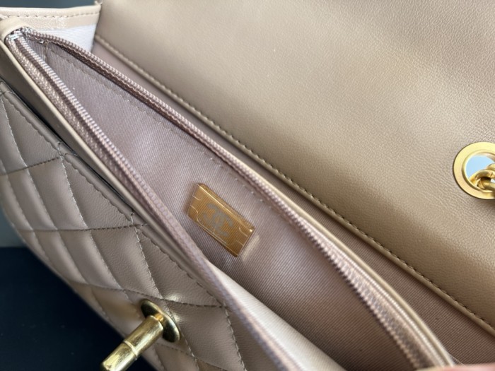 Handbag Chanel AP3043 size 19 cm