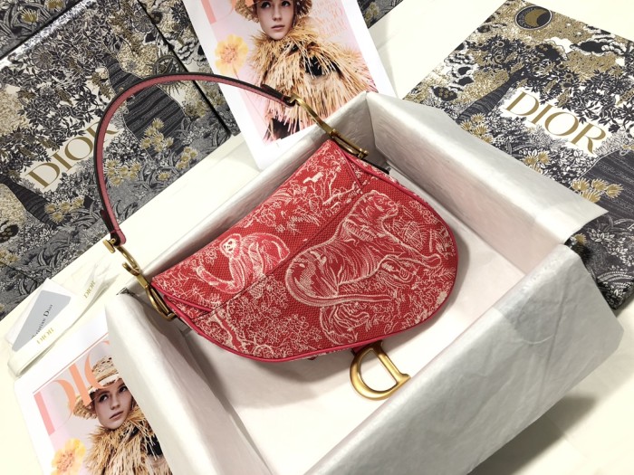 Handbag Dior M0446 size 25.5 x 20 x 6.5 cm