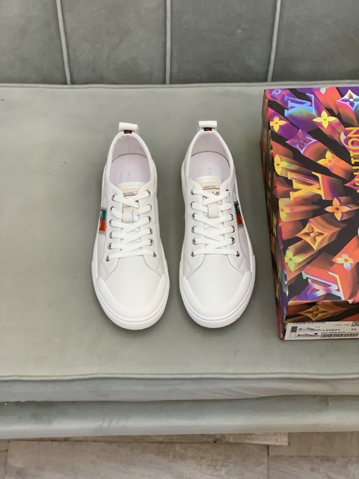 Louis Vuitton Low Top sneaker 14