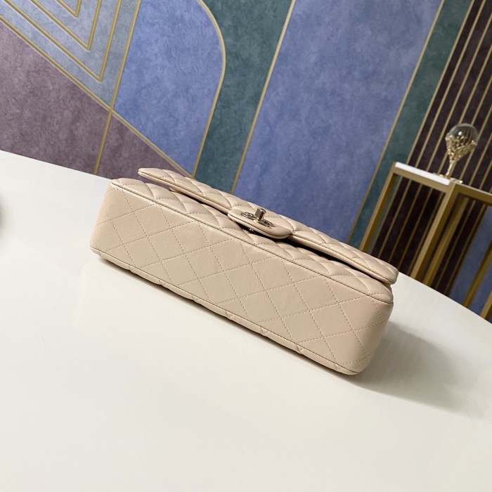 Handbag Chanel 112 size 25 cm