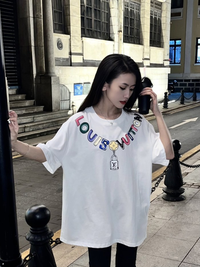 Clothes Louis Vuitton 284