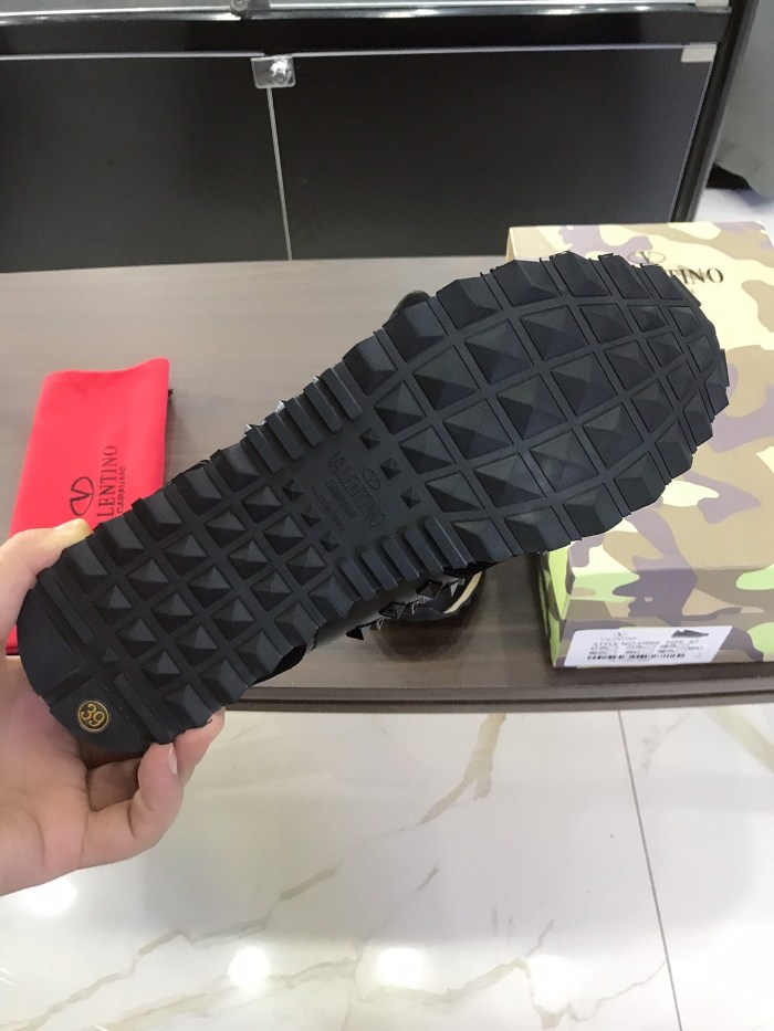 Valentino Garavani Rockrunner camouflage-print sneakers 2