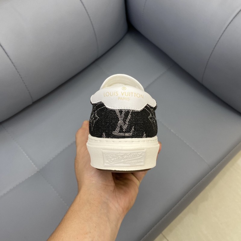 Louis Vuitton Monogram Denim sneaker 28