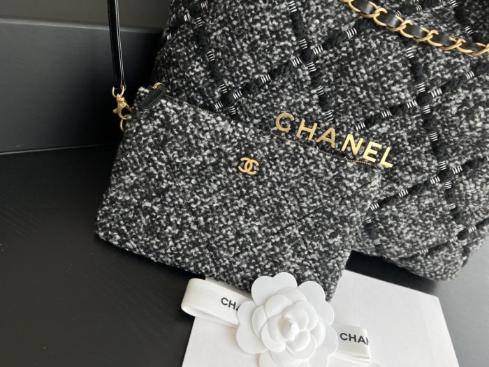 Handbag Chanel 3261 size 39cmx42cmx8 cm