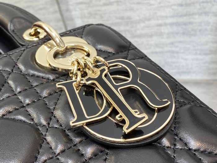 Handbag Dior size 20 cm