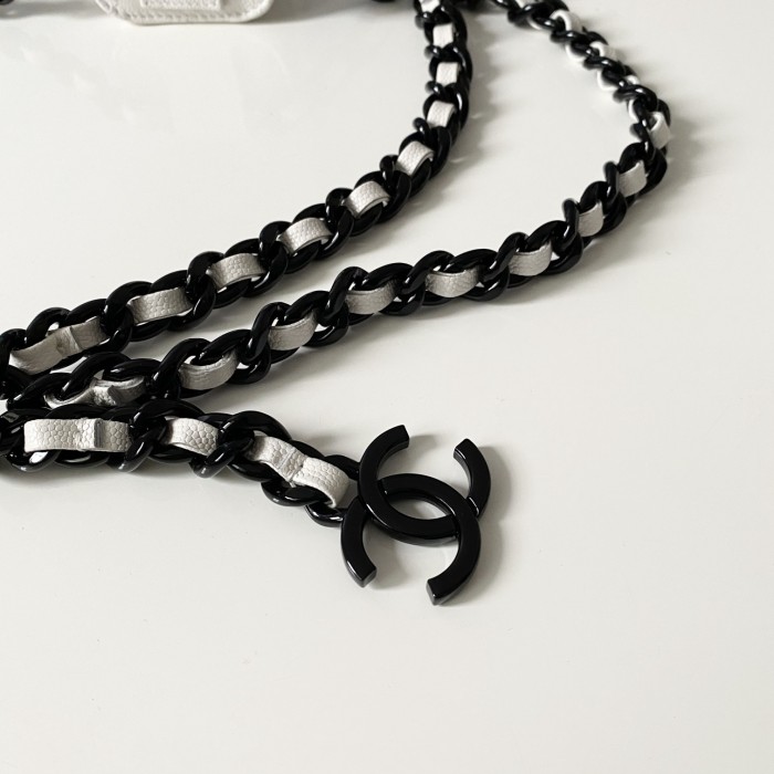 Handbag Chanel 81089 size 7 5 3 cm