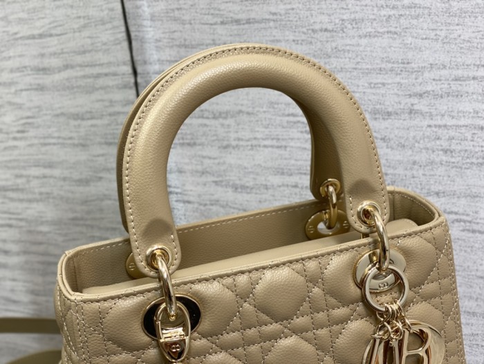 Handbag Dior size 24 cm
