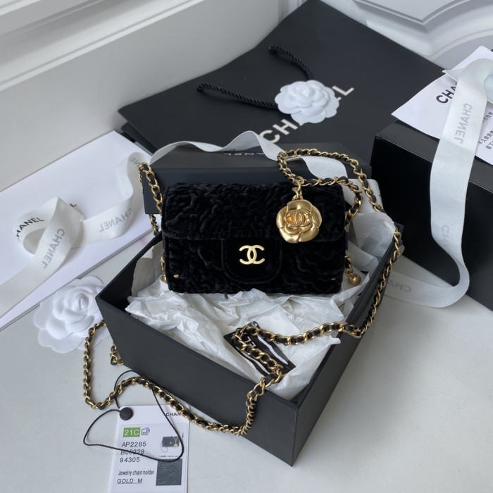 Handbag Chanel AP228 size 11x6.5x5 cm