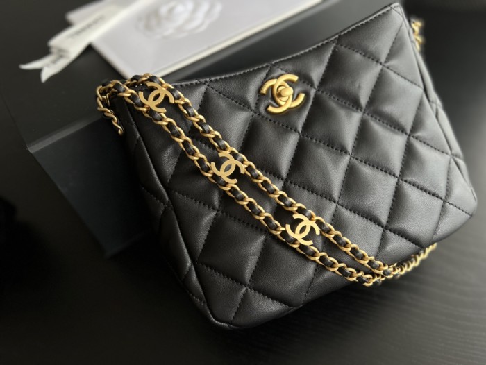 Handbag Chanel 3223 size 16cmx19cmx8 cm