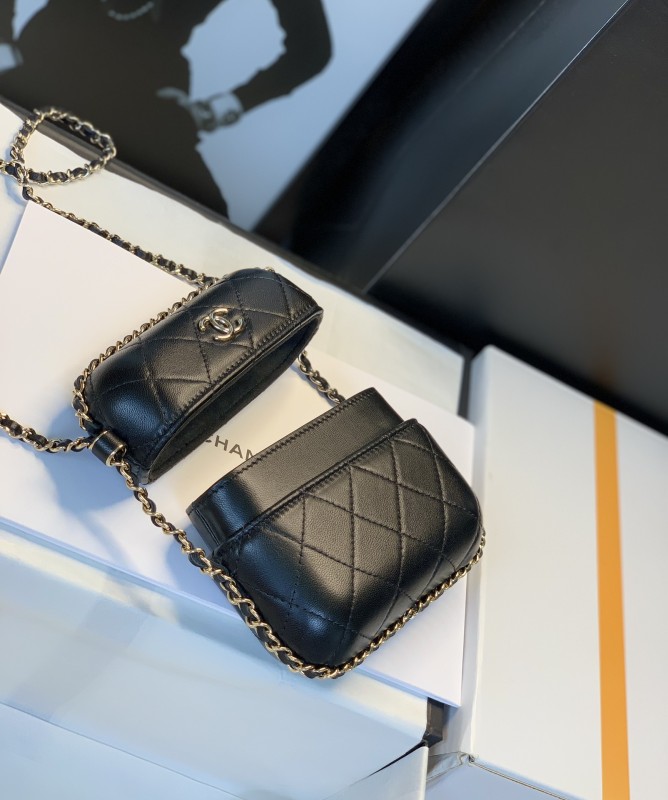 Handbag Chanel 6160 size 26 cm