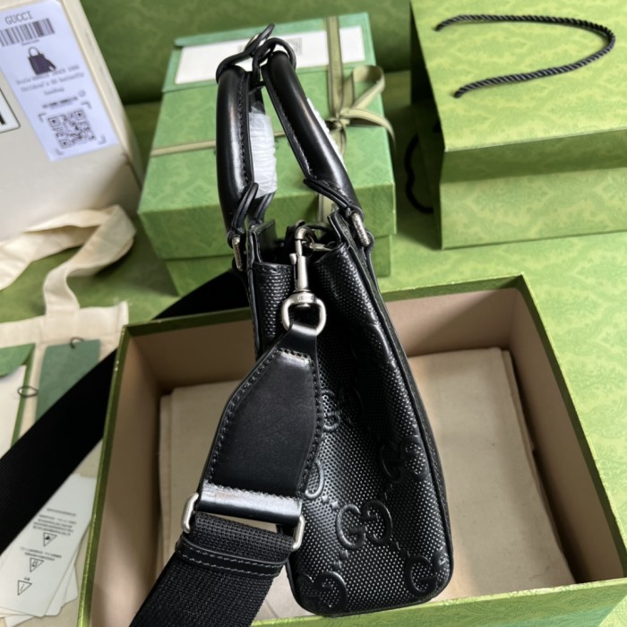 Handbag Gucci 696010 size 16*20*7 cm