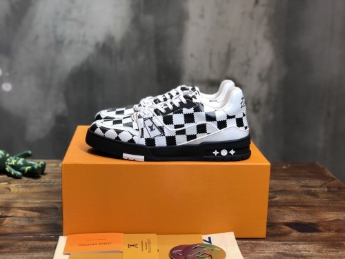 Louis Vuitton Trainer Sneakers 52