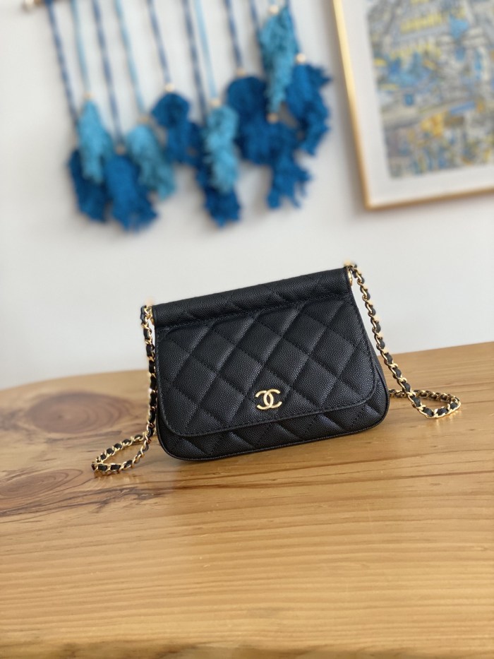 Handbag Chanel AP3008 size 12X17.5X5.5 cm