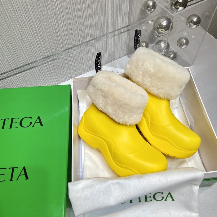 Bottega Veneta Boots 8