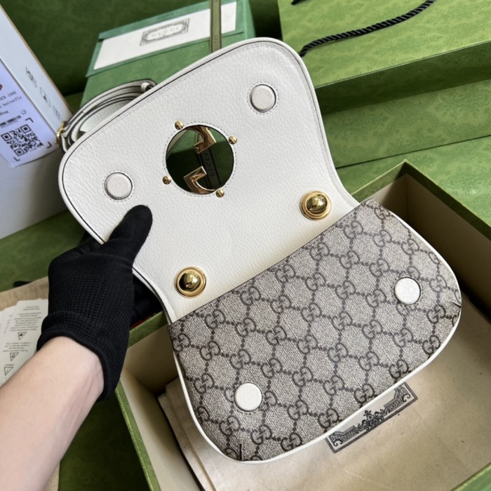 Handbag Gucci 698643 size 22*13*5.5 cm