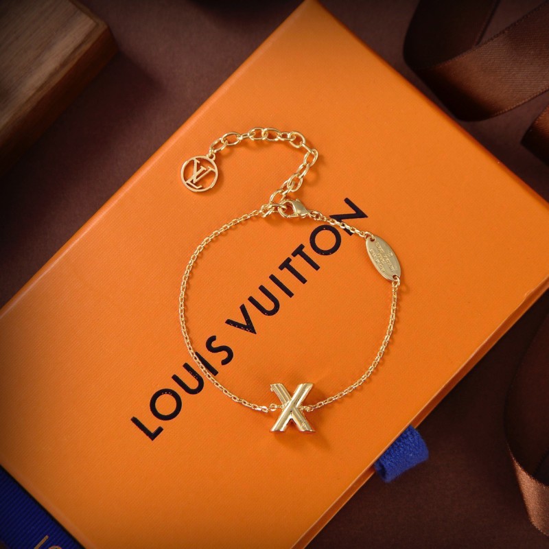 Clothes Louis Vuitton 91
